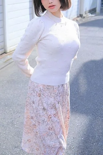 スジマン  love 池袋デリヘル「素人妻達☆マイふぇらレディー」愛ちゃん  こんもりと盛り上がったGカップ美巨乳やトゥルットゥルのパイパンマンコに秘められたワクワクをぜひとも体験してみてはいかがでしょうか？！【投稿パイパンレポ】  | ぱいぱんまにあ